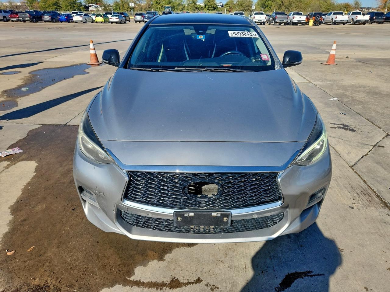 2017 Infiniti QX30, Base