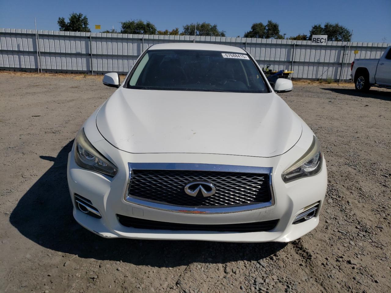 2015 Infiniti Q50, Base