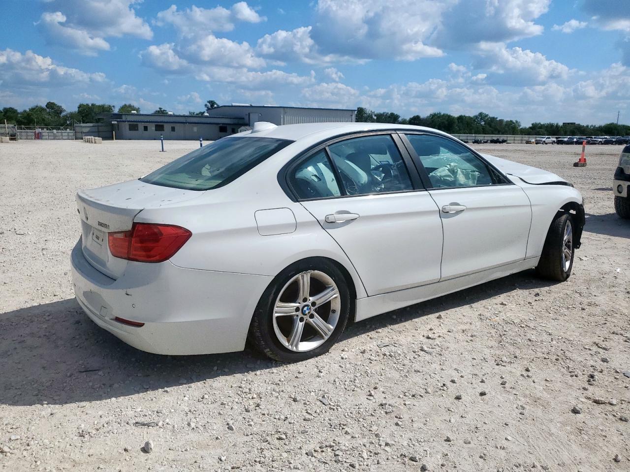 2015 BMW 3 Series, 328 Xi Sulev