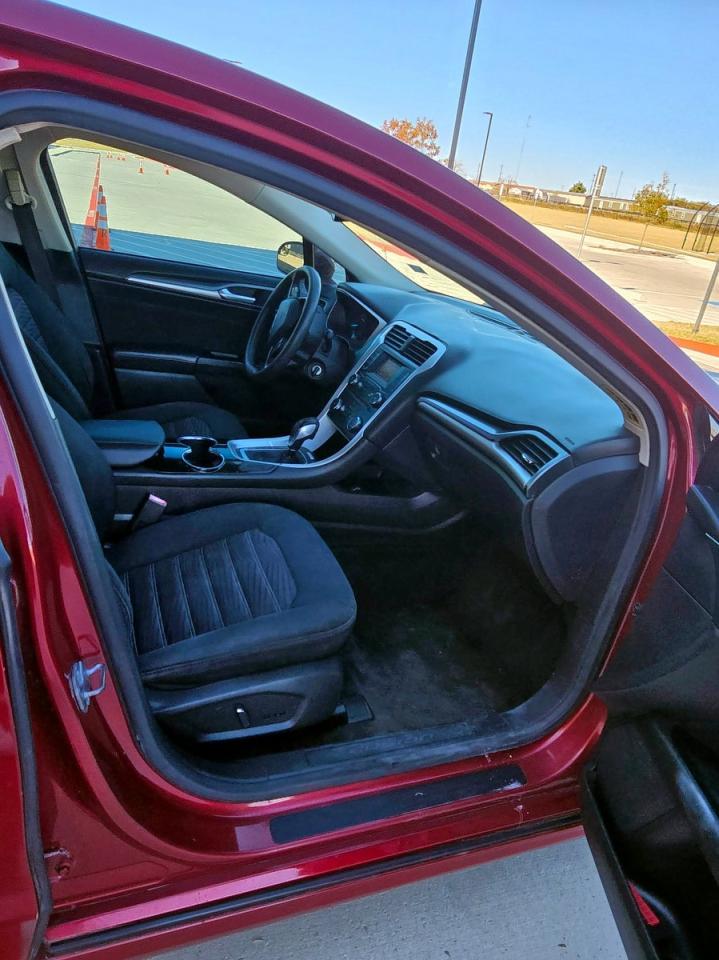 2016 Ford Fusion, SE