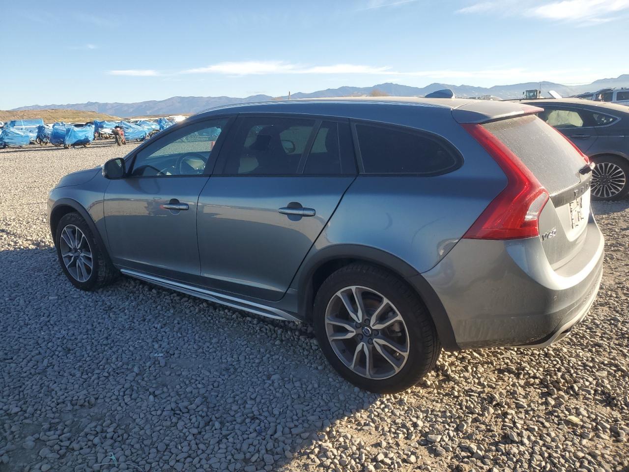 2018 Volvo V60, Premier