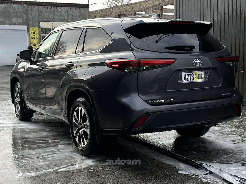 TOYOTA  HIGHLANDER , 2021