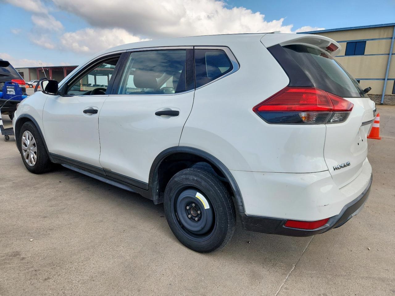 2017 Nissan Rogue, S