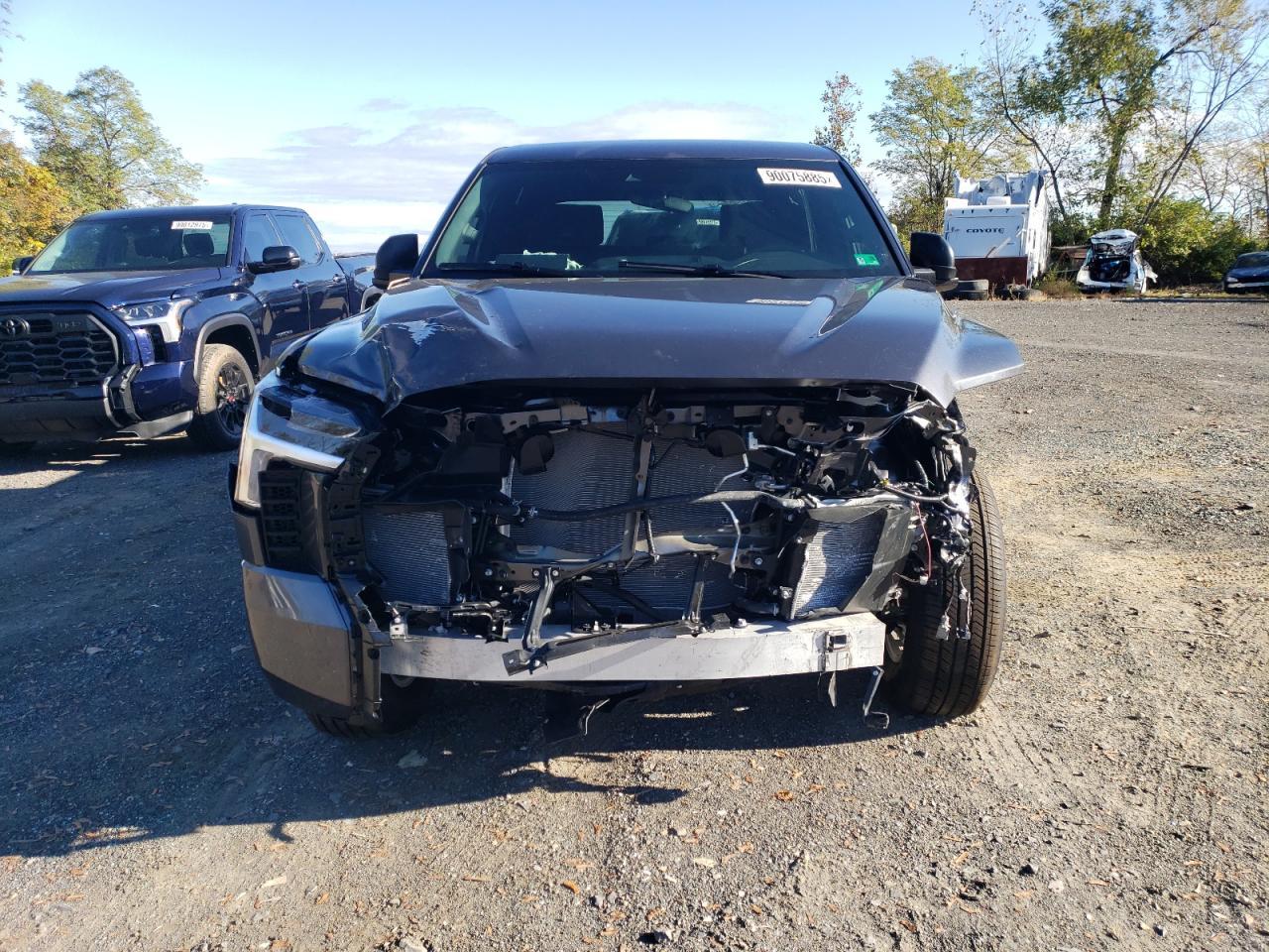 2025 Toyota Tundra, Crewmax Sr