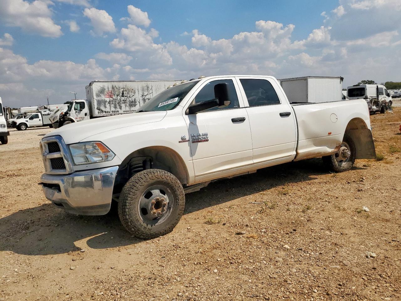 2018 RAM 3500, ST