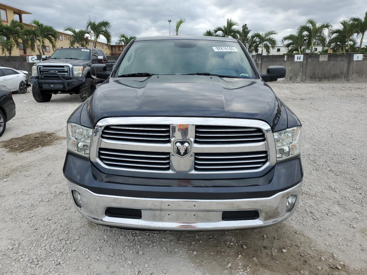 2019 RAM 1500, Slt