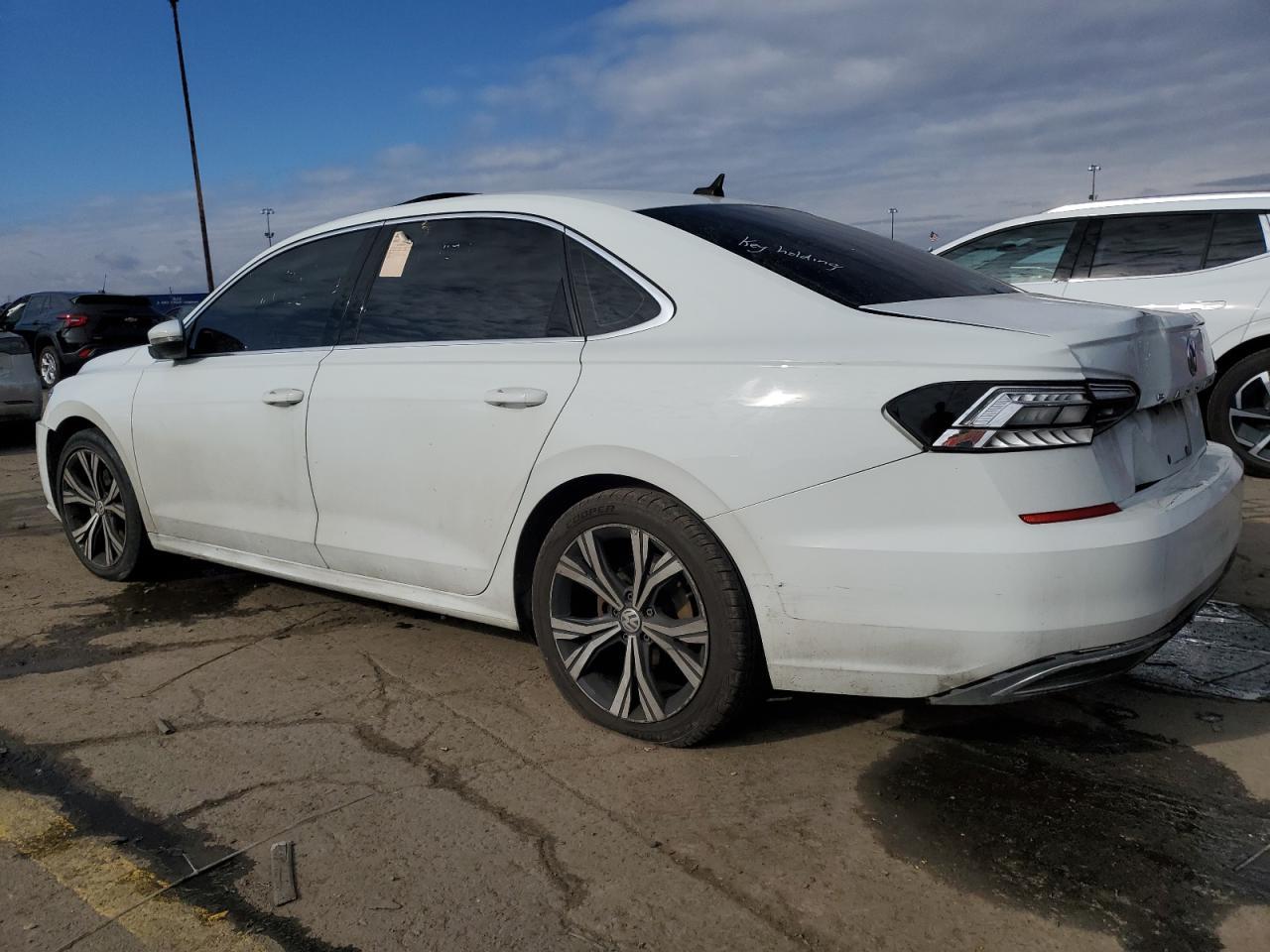 2021 Volkswagen Passat, SE