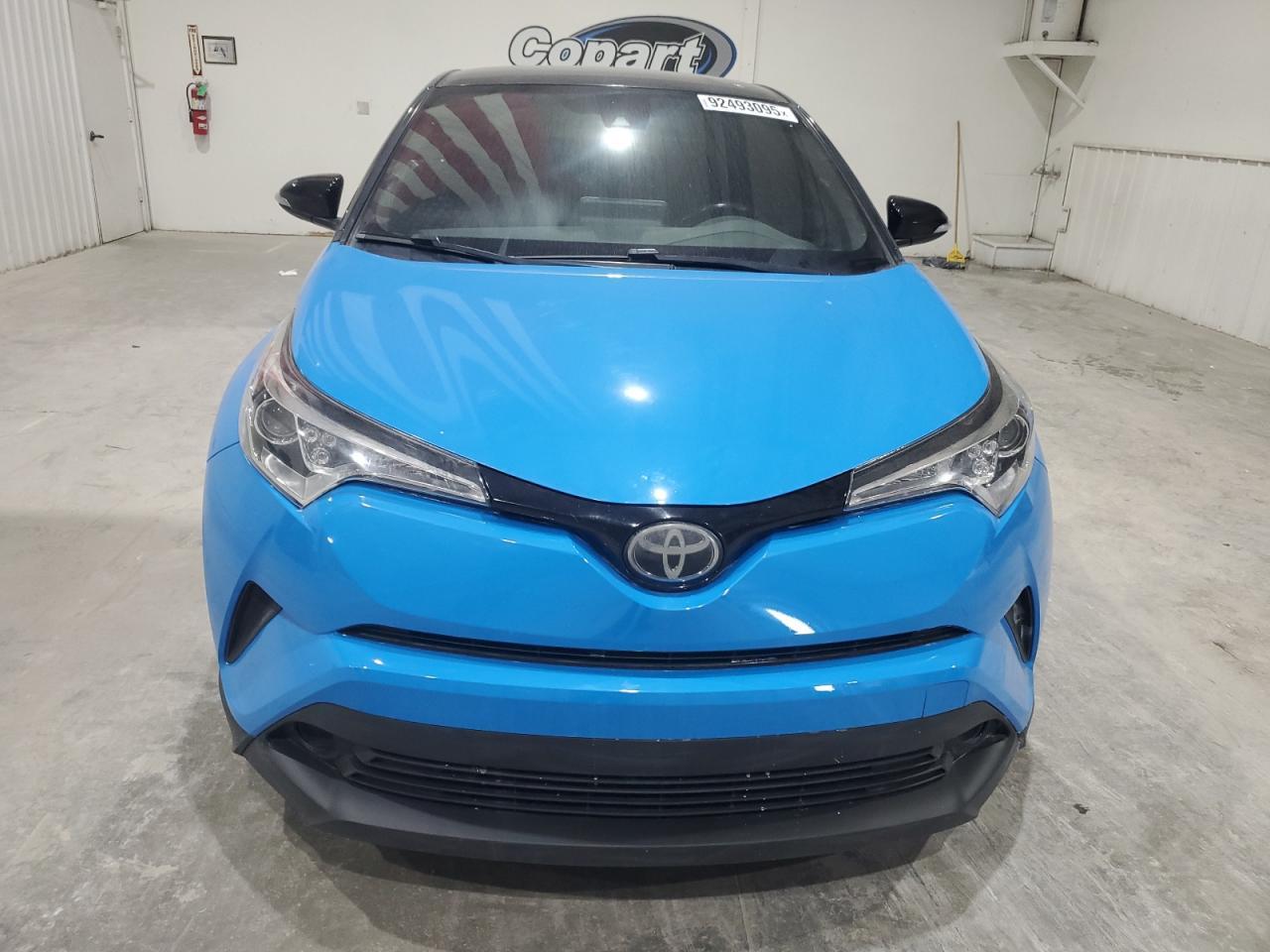 2019 Toyota C-HR, Xle