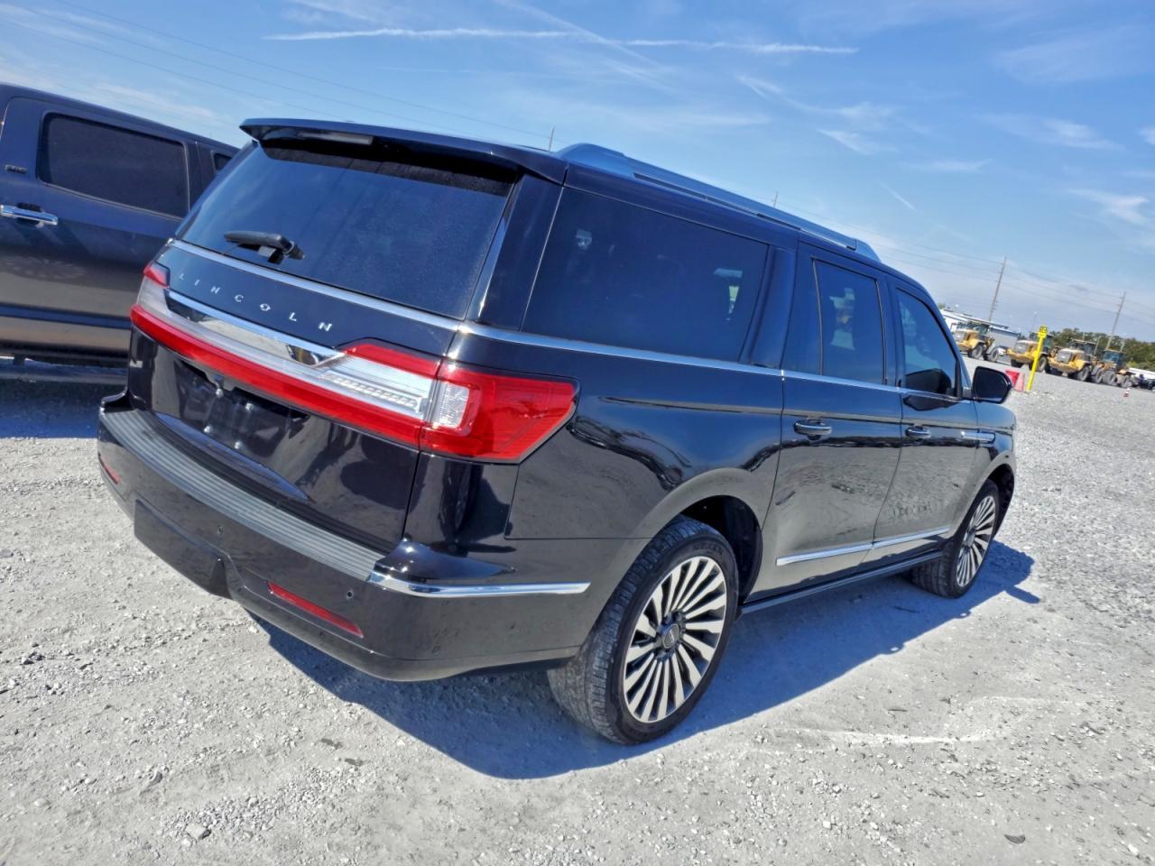 2021 Lincoln Navigator, L Res...
