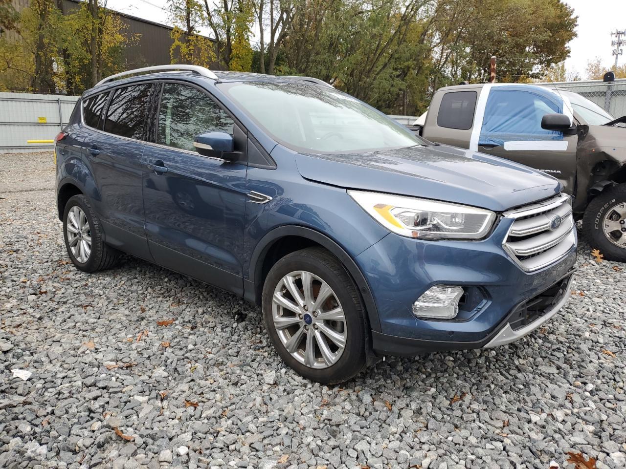 2018 Ford Escape, Titanium