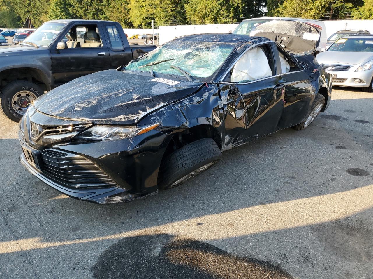 2018 Toyota Camry, L