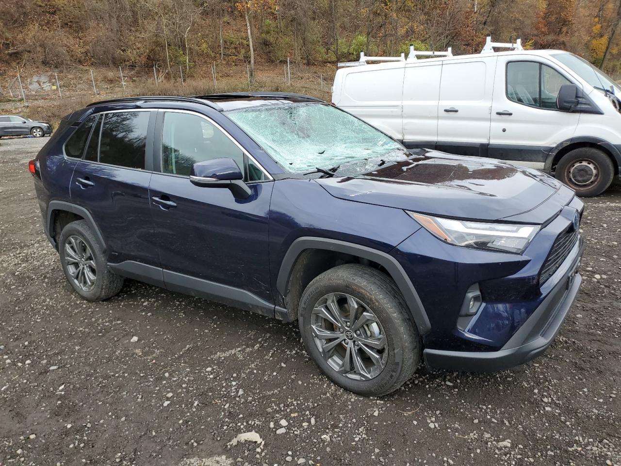 2024 Toyota RAV4, Xle Premium