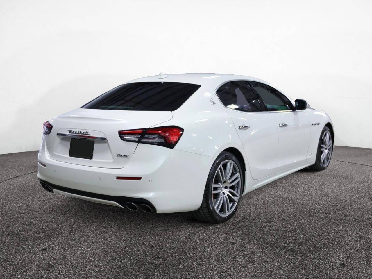 2021 Maserati Ghibli, Luxury