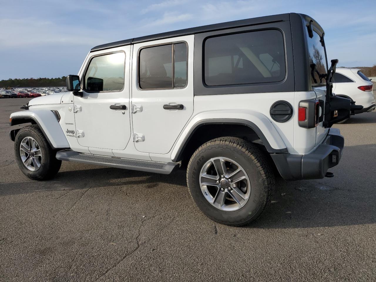 2021 Jeep Wrangler, Sahara