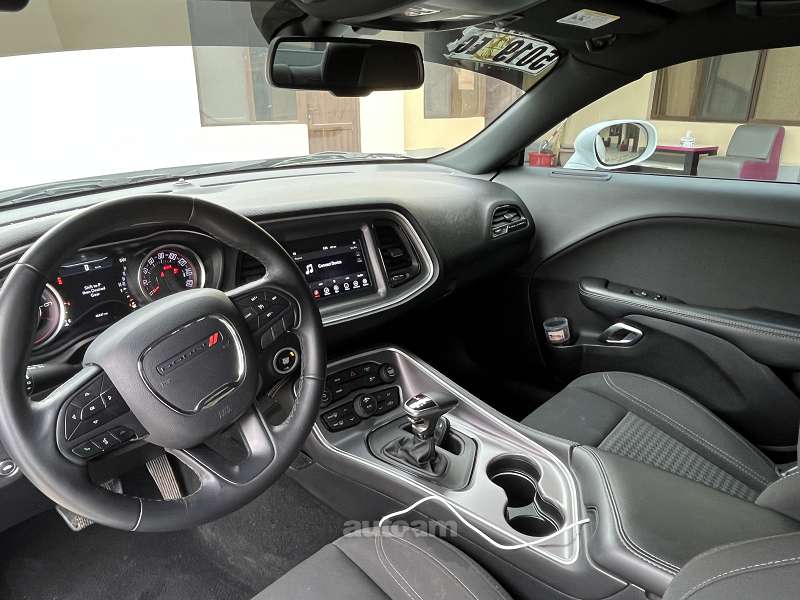 DODGE CHARGER  , 2019