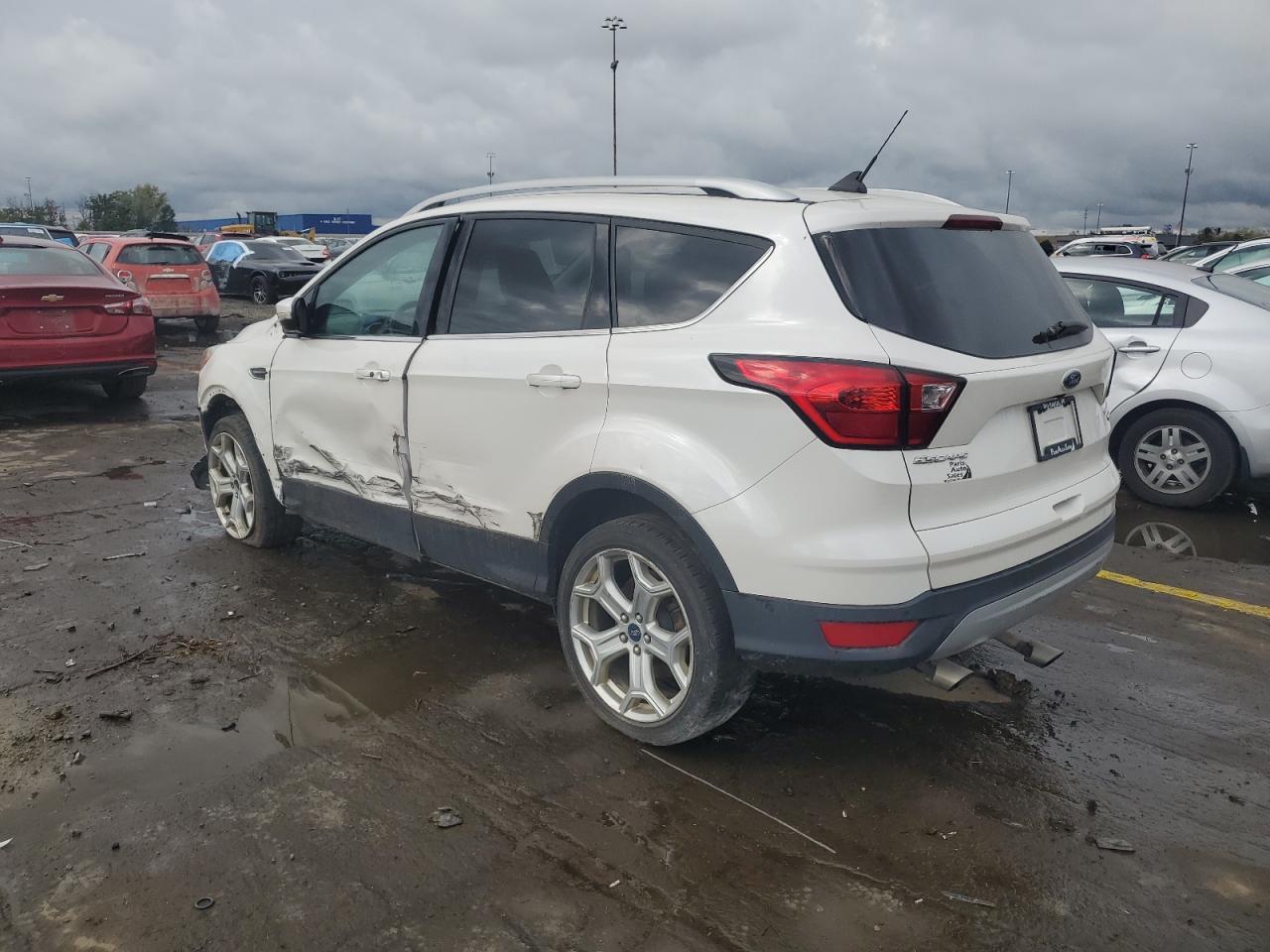 2019 Ford Escape, Titanium