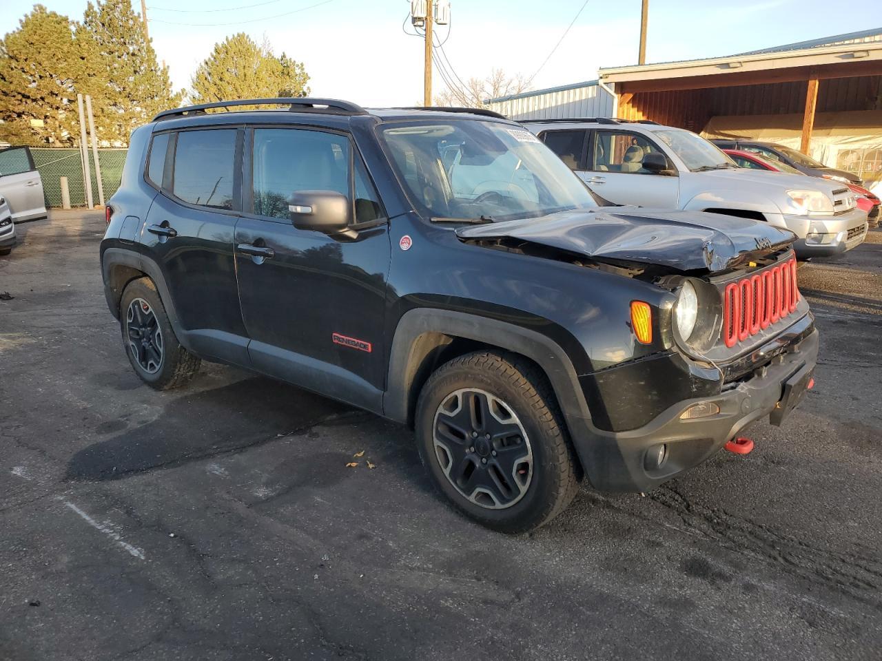 2017 Jeep Renegade, Trailhawk