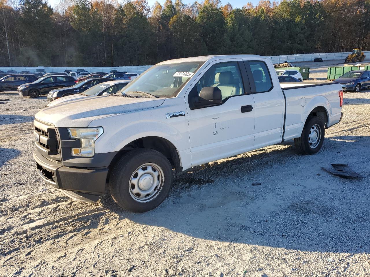 2016 Ford F-150, Super Cab