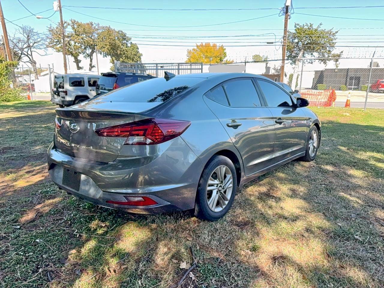 2019 Hyundai Elantra, Sel