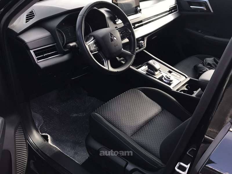 MITSUBISHI OUTLANDER , 2022