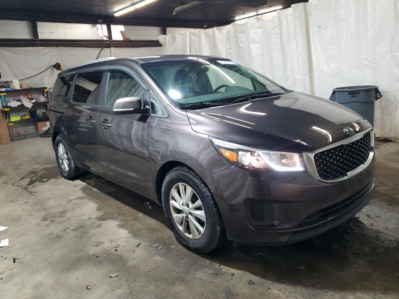 2017 KIA Sedona, LX