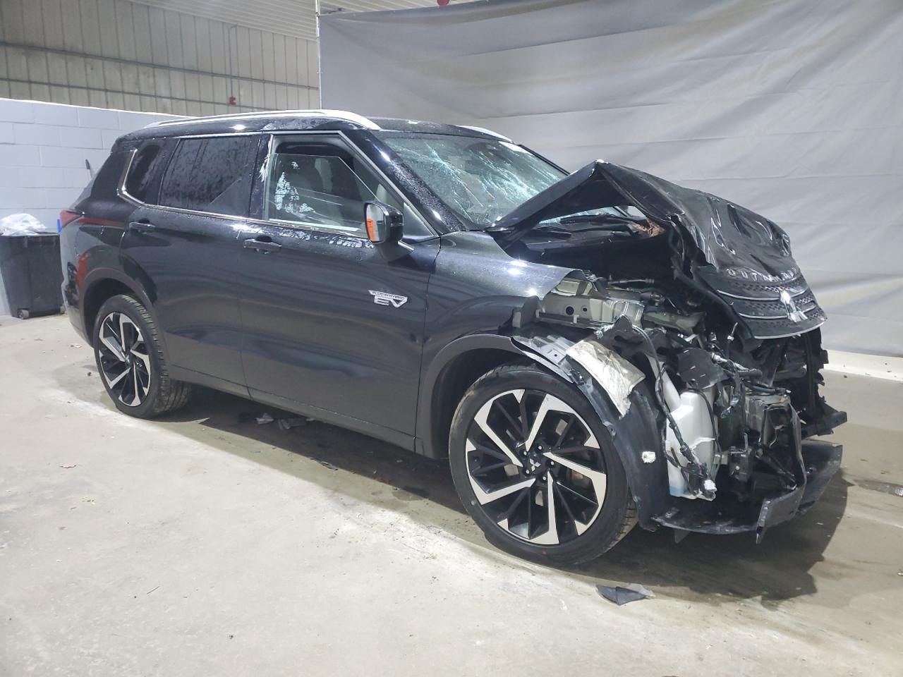 2024 Mitsubishi Outlander, Sel