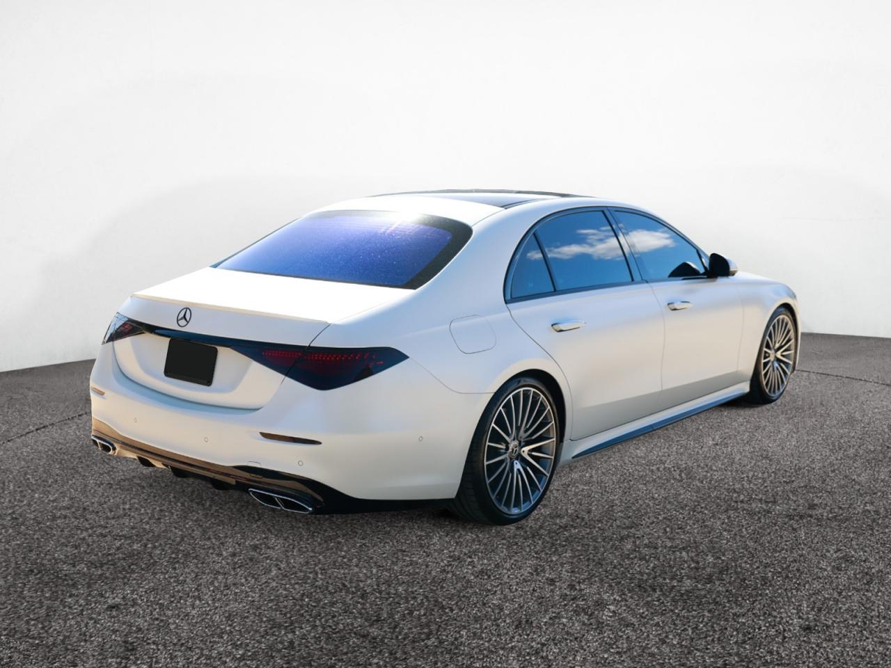 2022 Mercedes-Benz S-Class, 5...