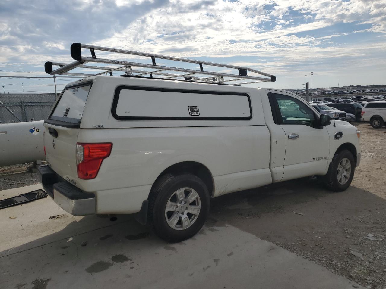 2017 Nissan Titan, S