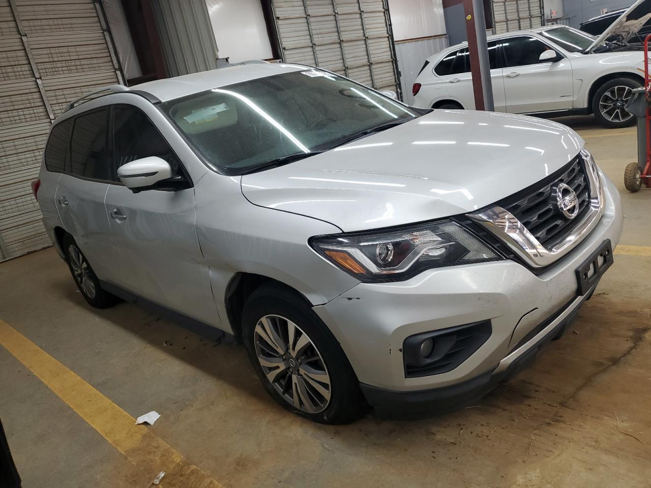 2019 Nissan Pathfinder, S