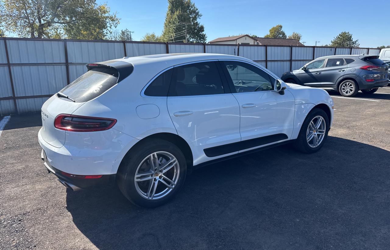 2017 Porsche Macan, S