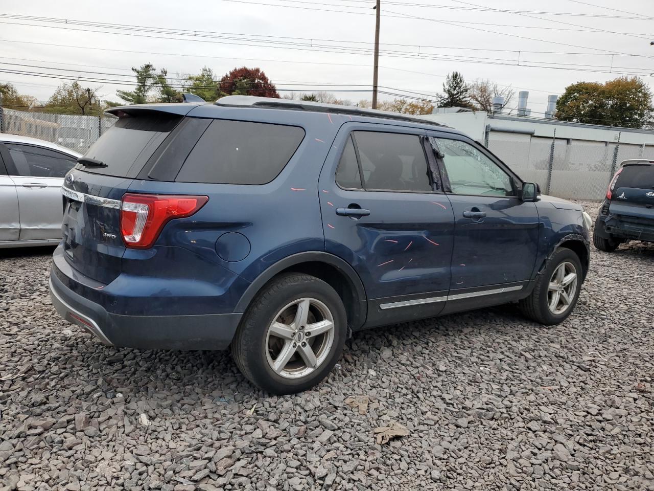 2017 Ford Explorer, Xlt