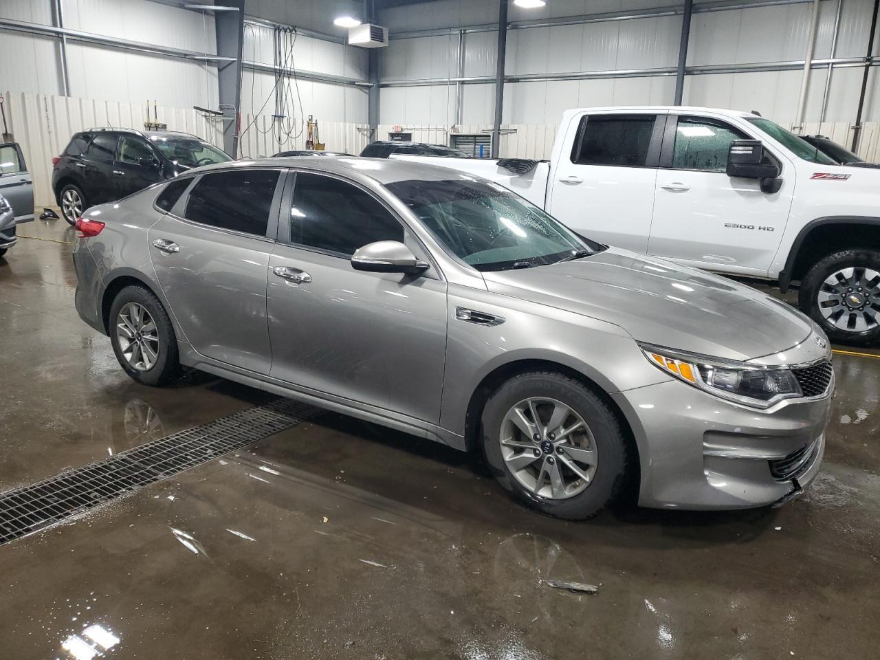 2016 KIA Optima, LX