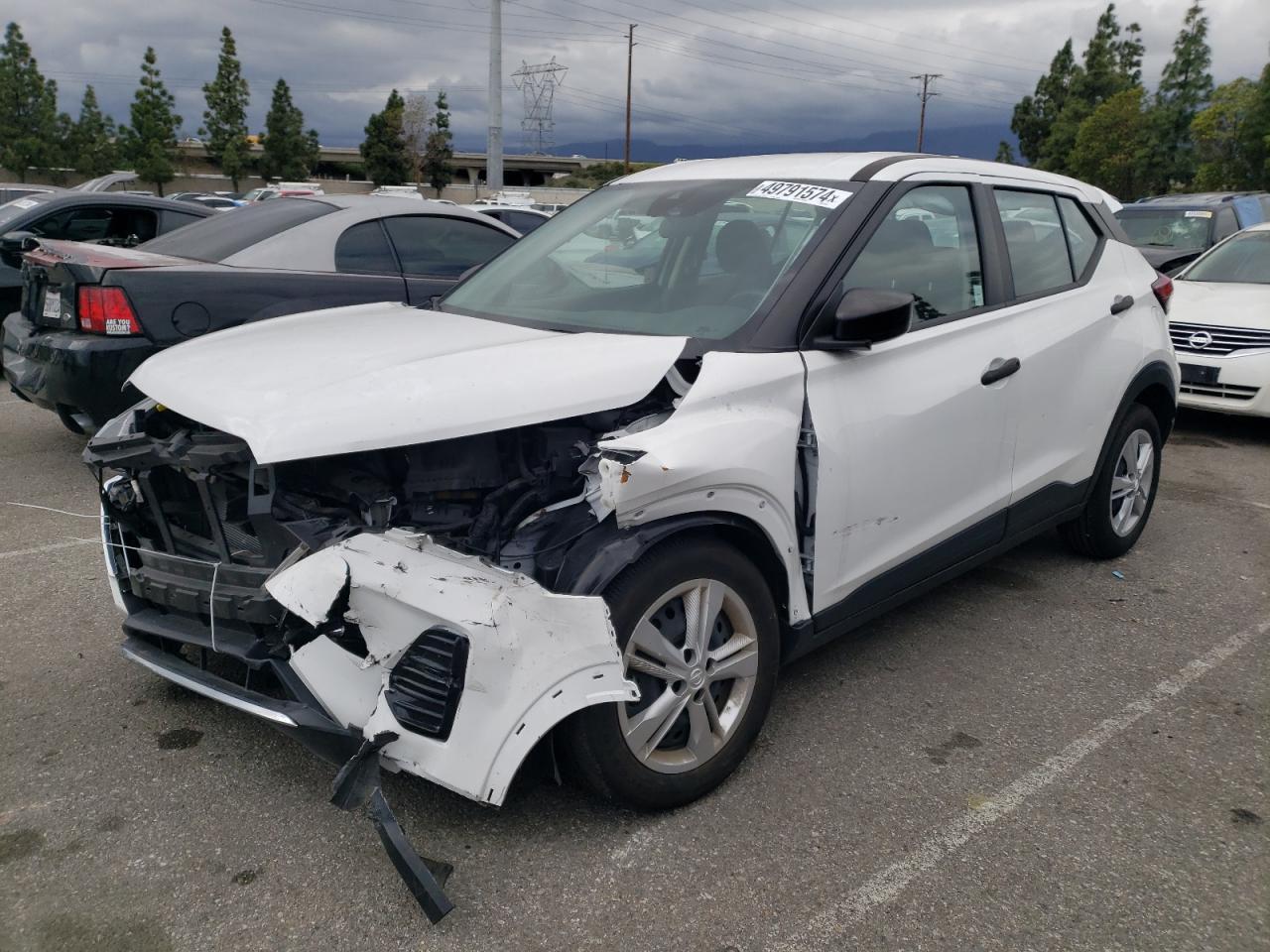 2022 Nissan Kicks, S