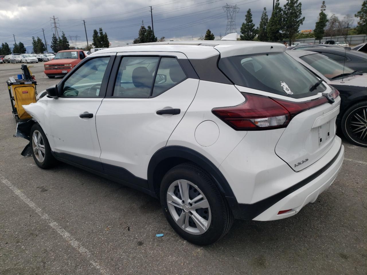 2022 Nissan Kicks, S