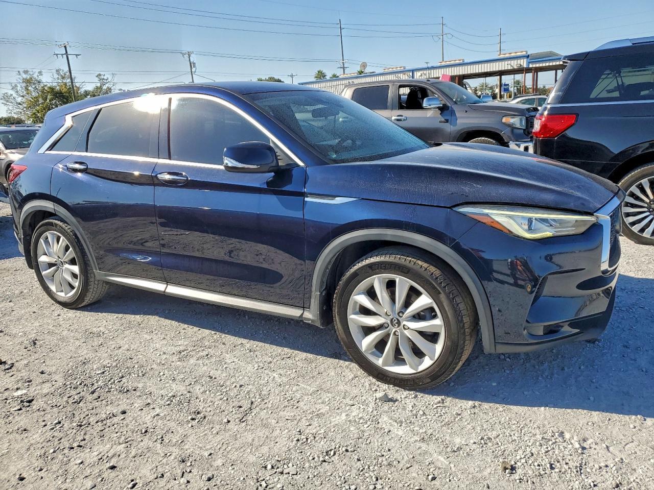 2019 Infiniti QX50, Essential