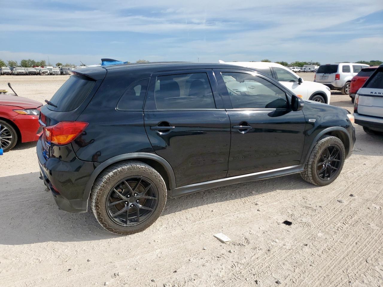 2019 Mitsubishi Outlander, ES