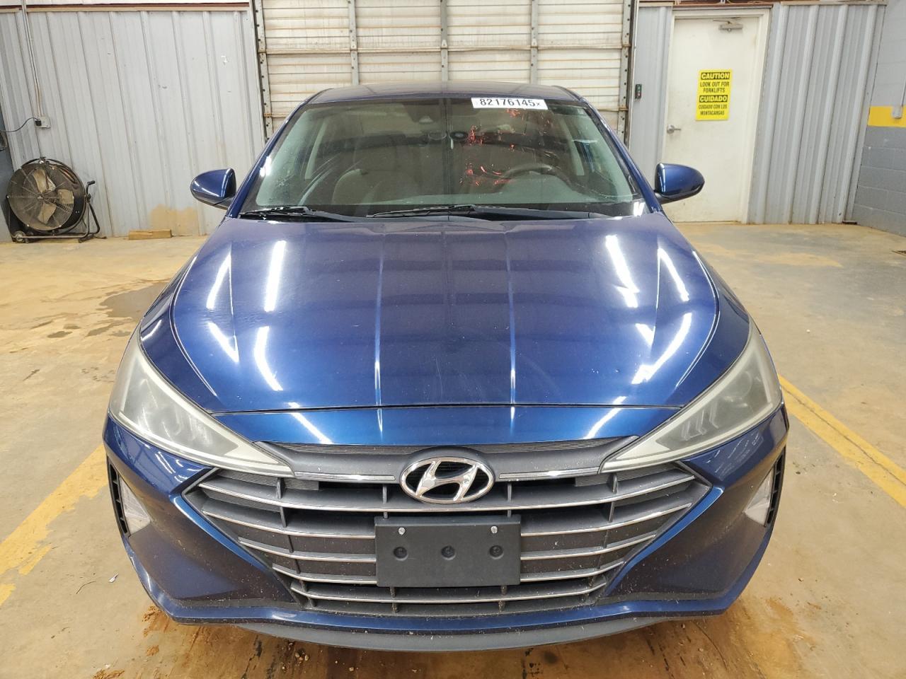 2019 Hyundai Elantra, Sel