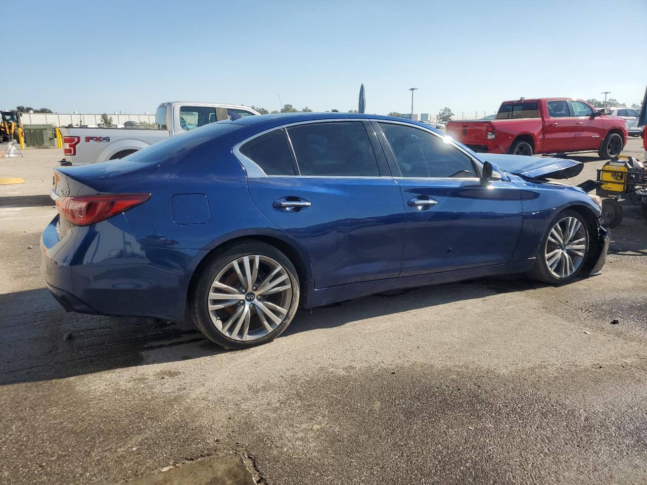 2018 Infiniti Q50, Luxe