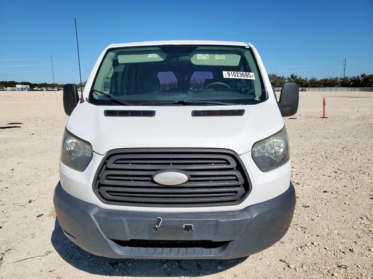 2015 Ford Transit, T-250