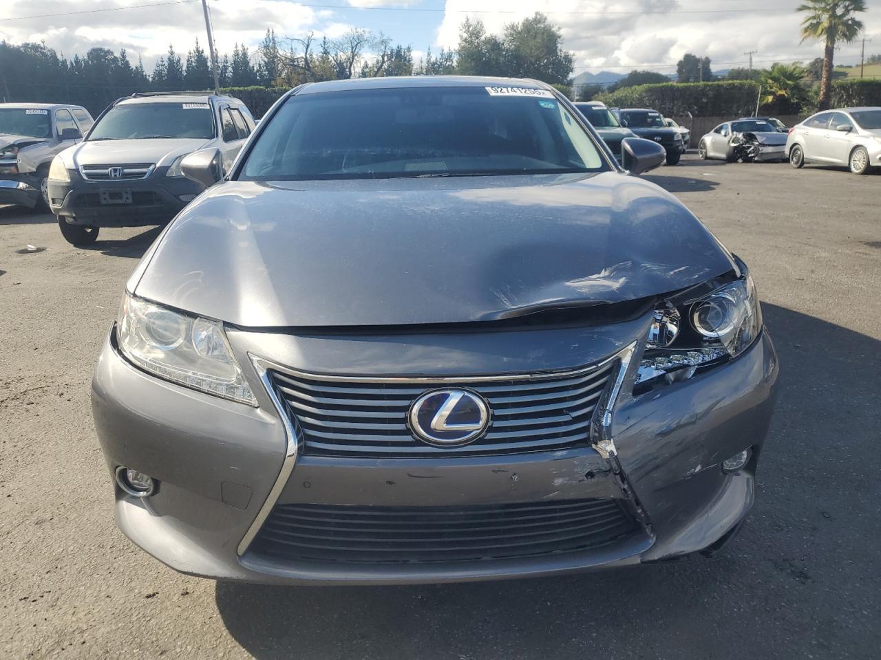 2015 Lexus ES, 300H