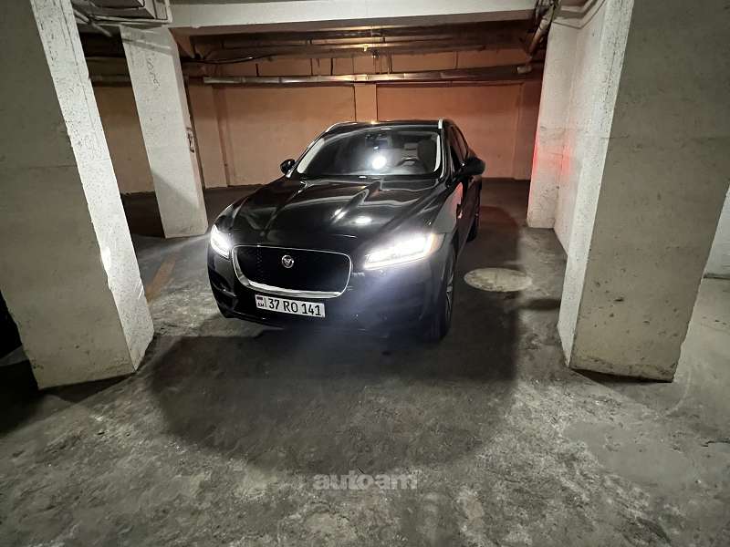 JAGUAR F- PACE , 2017