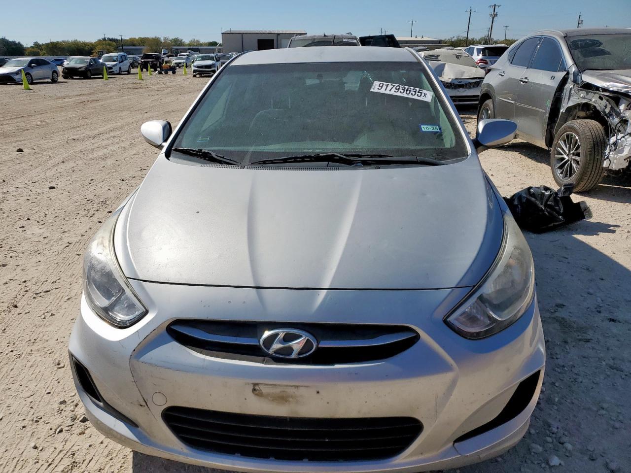 2016 Hyundai Accent, SE