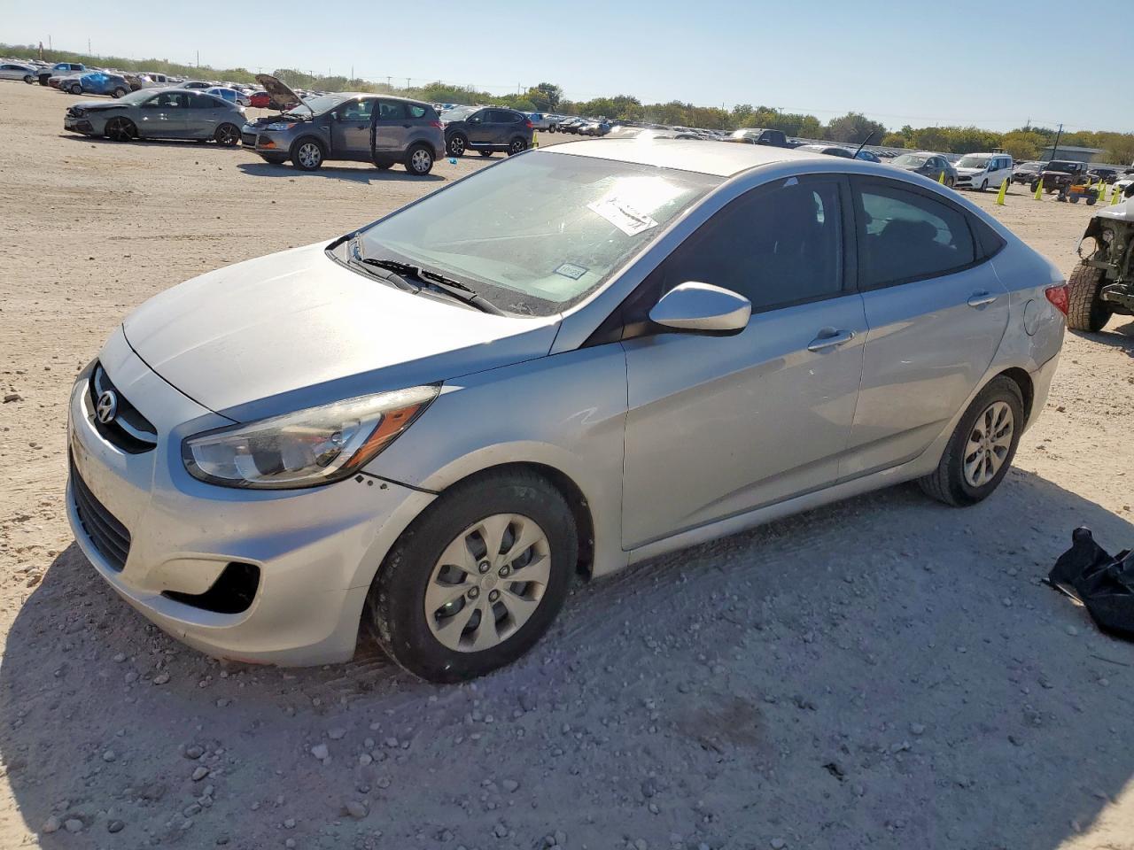2016 Hyundai Accent, SE