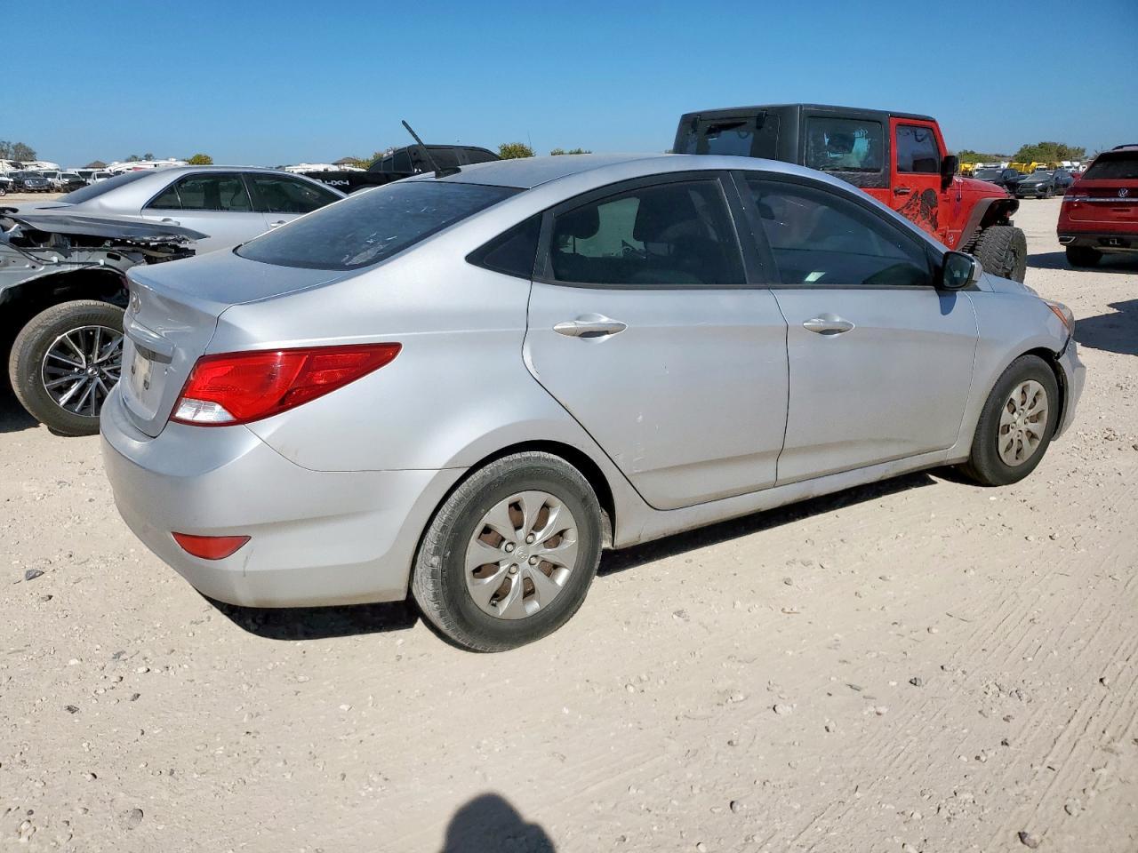 2016 Hyundai Accent, SE