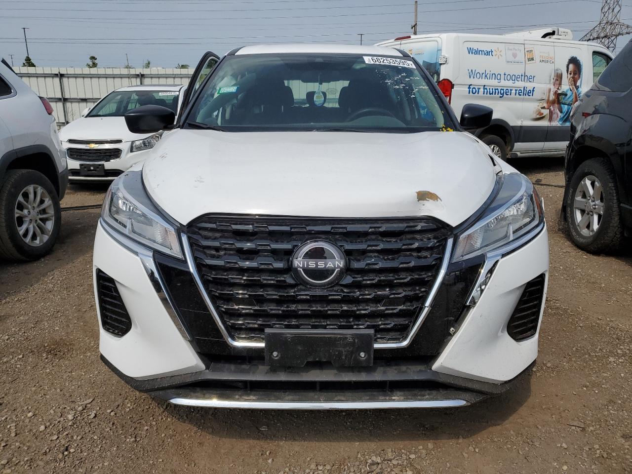 2024 Nissan Kicks, S