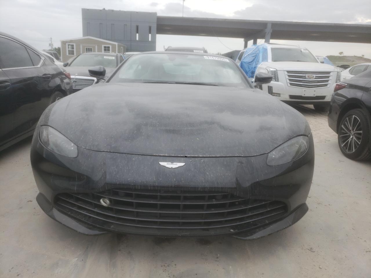 2022 Aston Martin Vantage