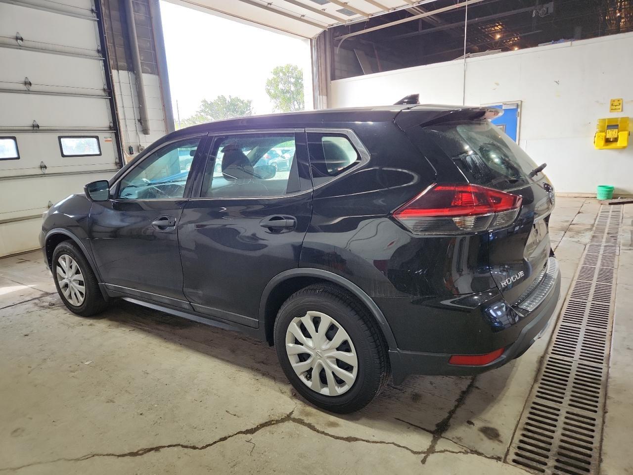 2018 Nissan Rogue, S