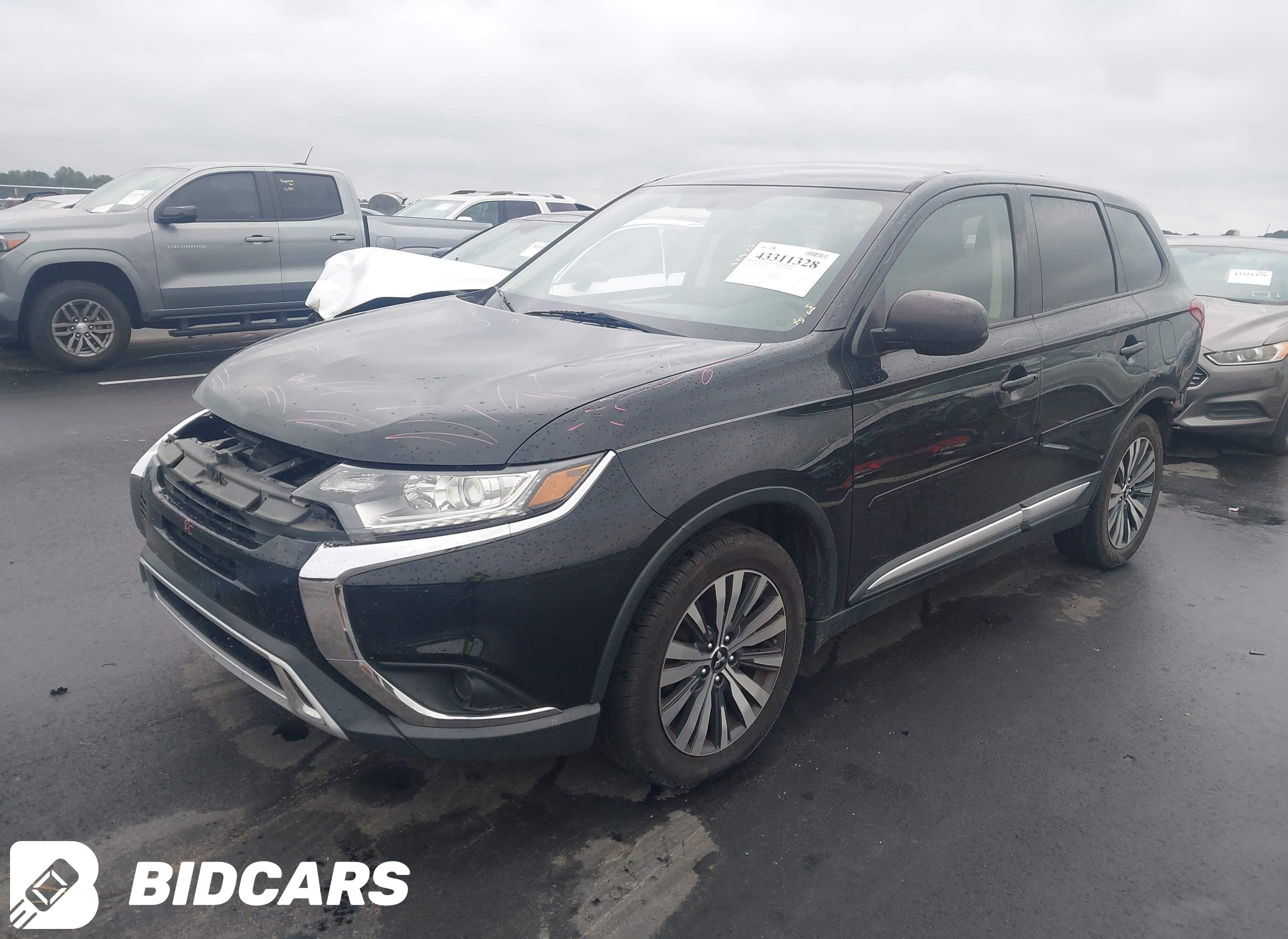 2019 Mitsubishi Outlander, ES