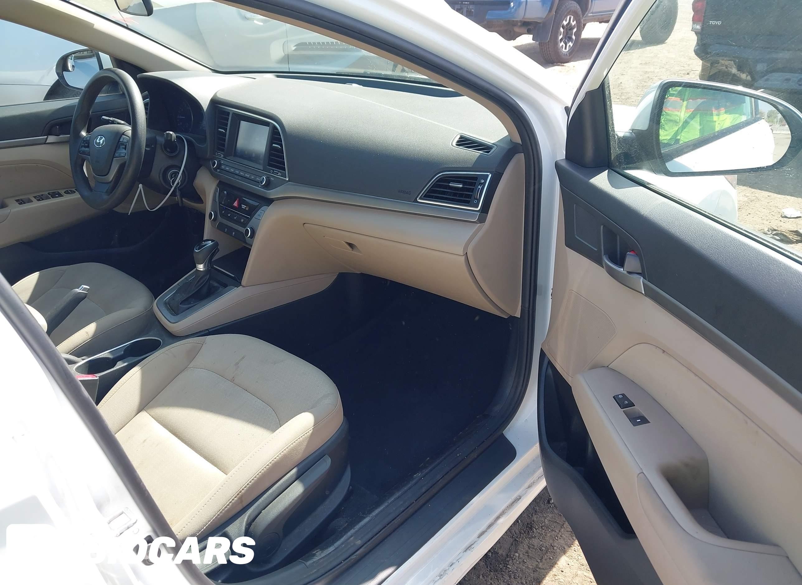 2017 Hyundai Elantra, SE