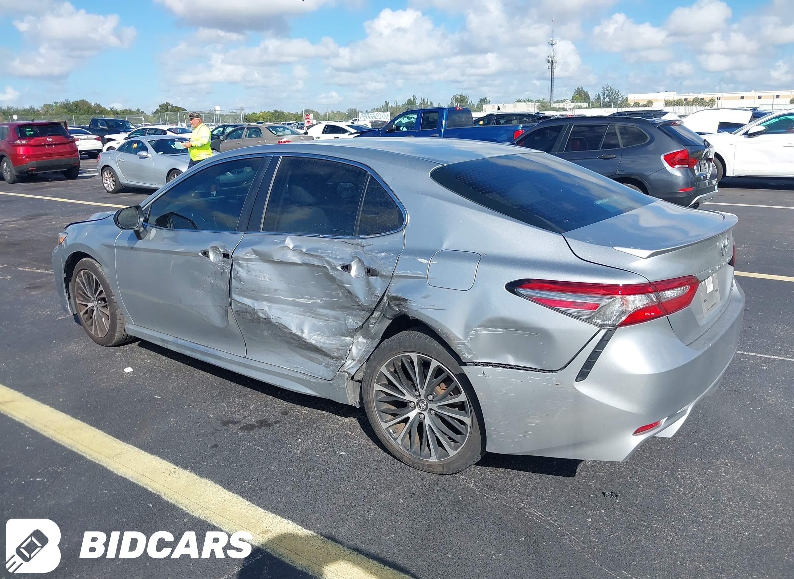 2018 Toyota Camry, SE